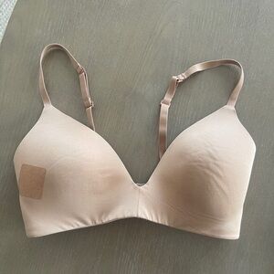Skims Wireless Form Lightly Lined Bra in Ochre in 32C